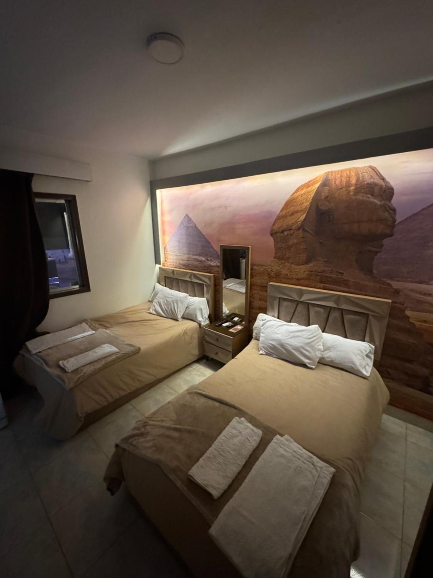 Hotel Nefertiti Pyramids View Kairo Exterior foto