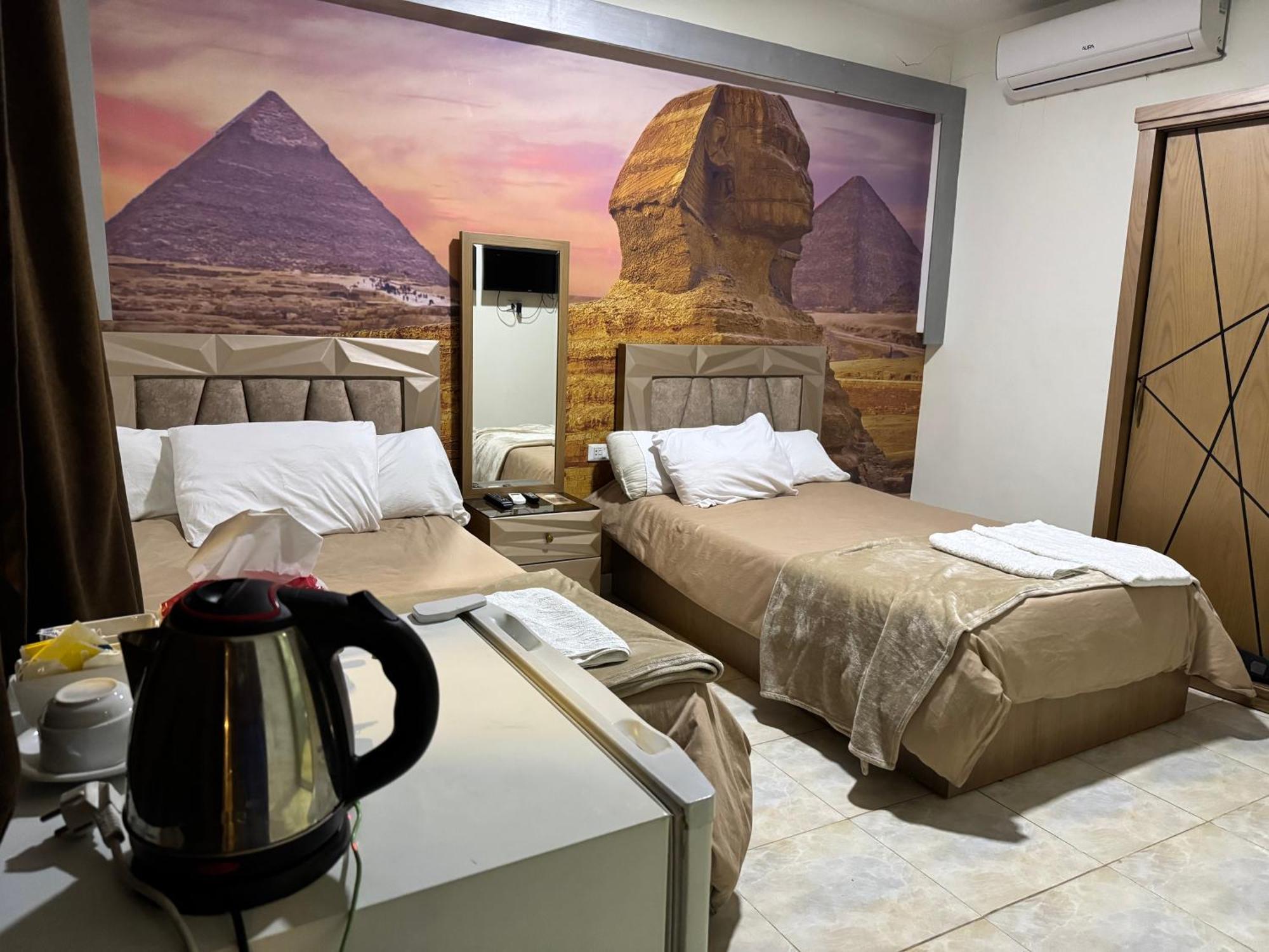 Hotel Nefertiti Pyramids View Kairo Exterior foto