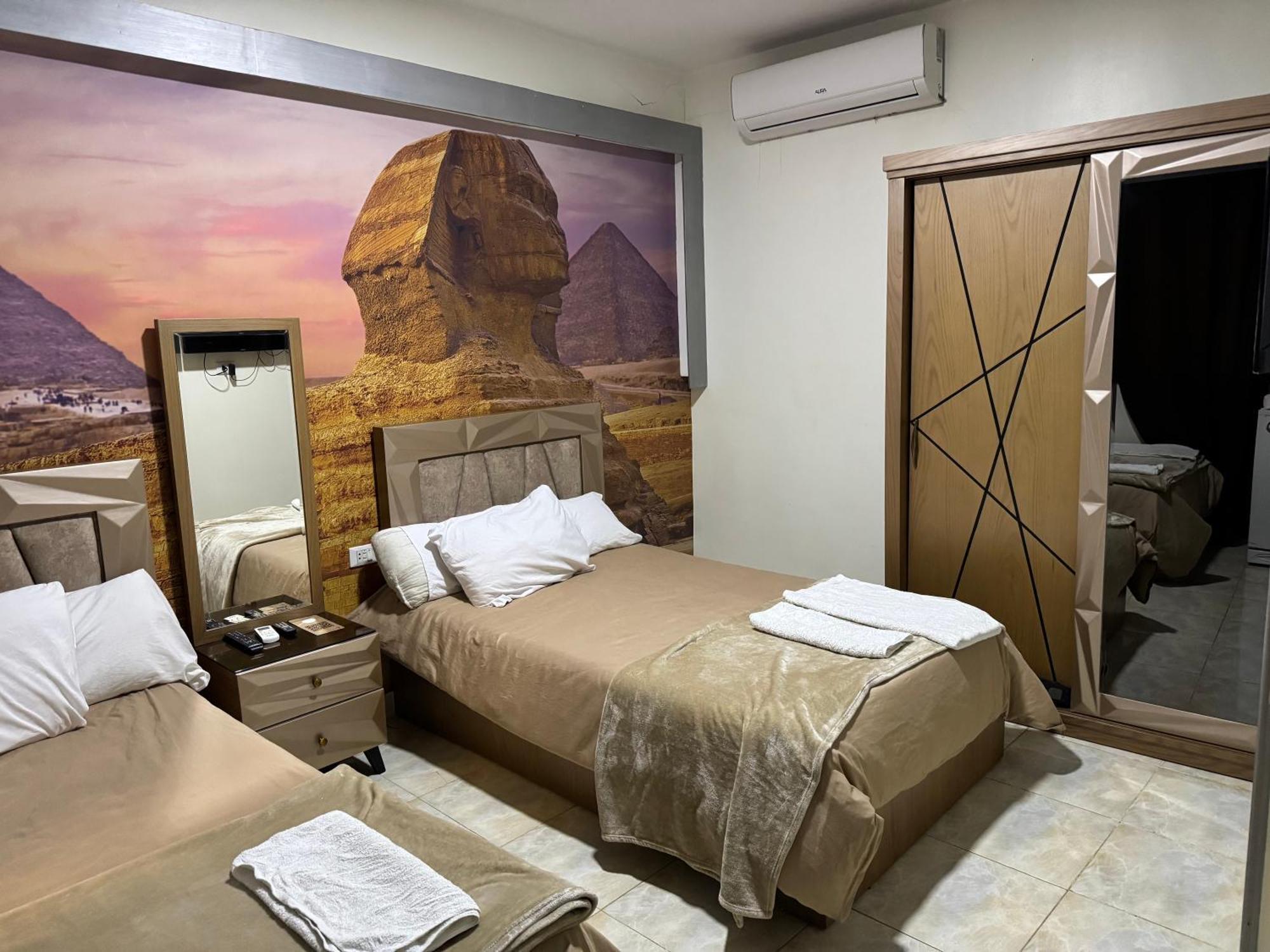Hotel Nefertiti Pyramids View Kairo Exterior foto